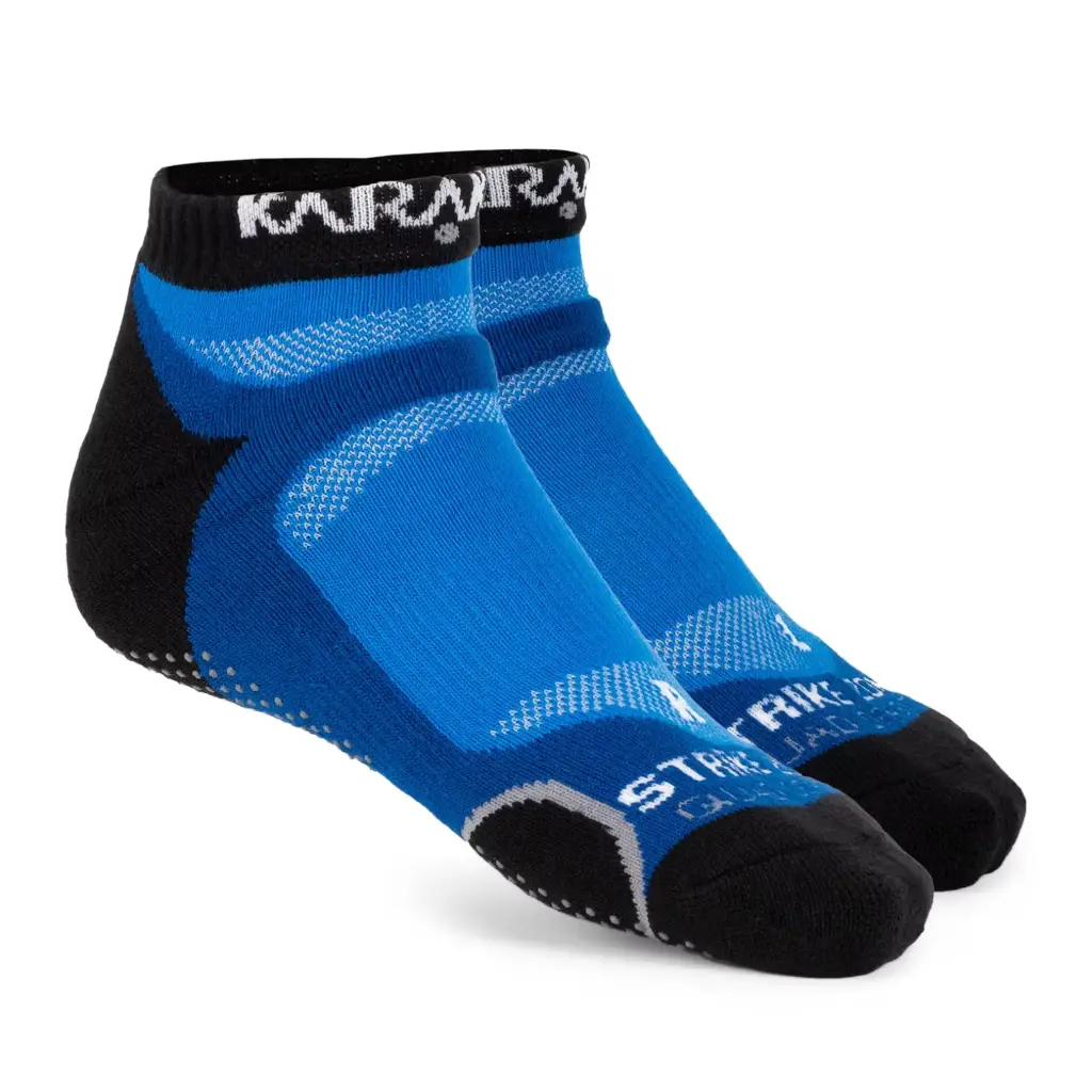 Karakal X4 Trainer - Bleu / Noir - 1 Paire de Chaussette (36-39)